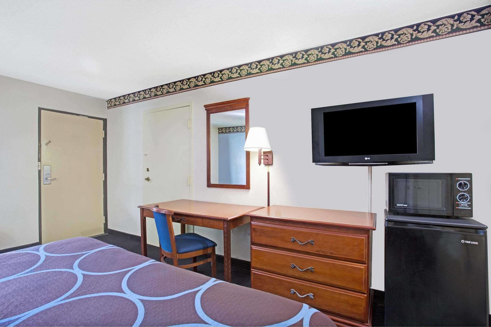 ซูเปอร์ 8 บาย วินด์แฮม ซูวานี Hotel ภายนอก รูปภาพ